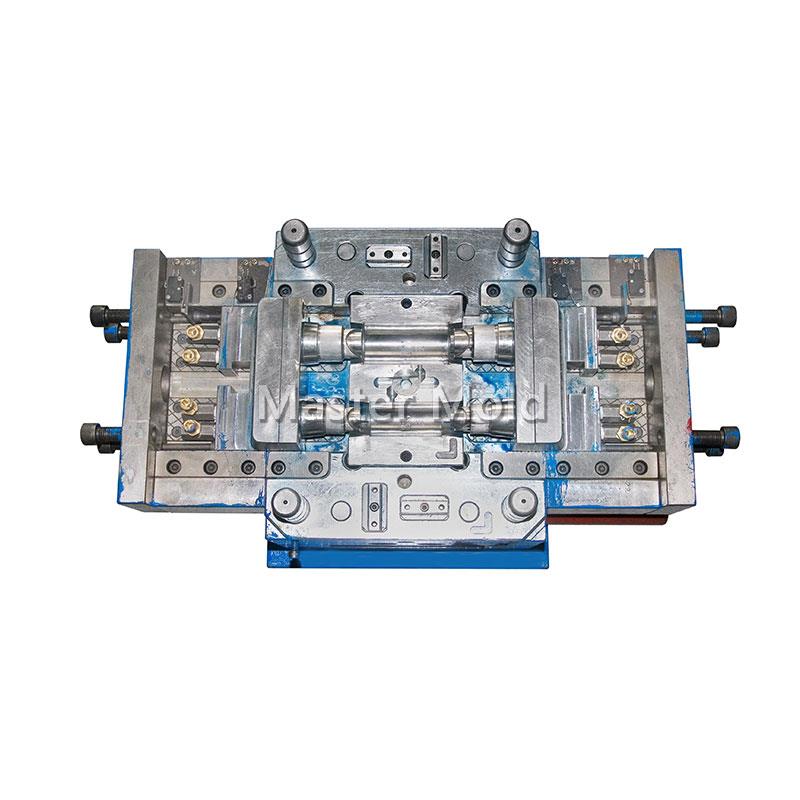 Pipe fitting mold 40